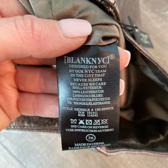 Blank NYC Real Leather Skirt - Picture 4 of 5